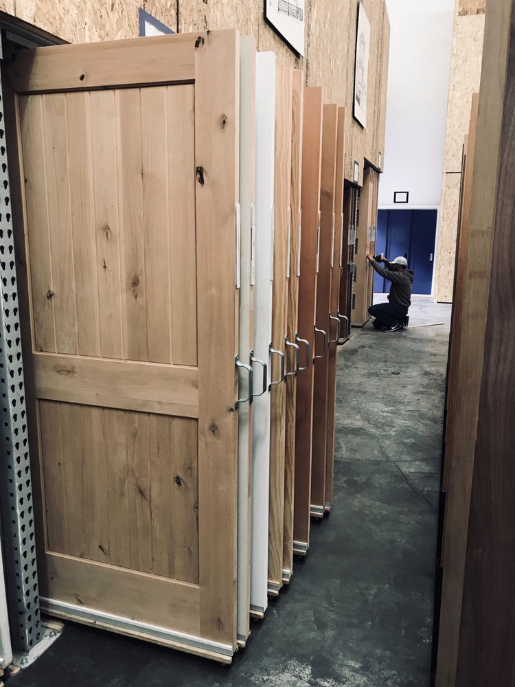 From Contemporary to Tradition. Come find your new door(s)